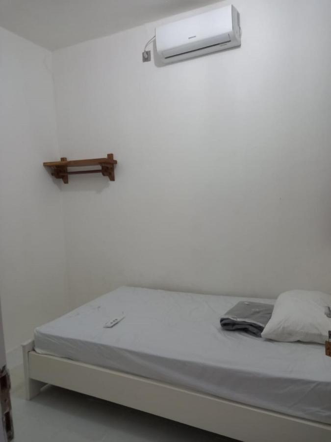 Oyo 90974 Homestay Golo Koe Sejahtera Labuan Bajo Exterior foto