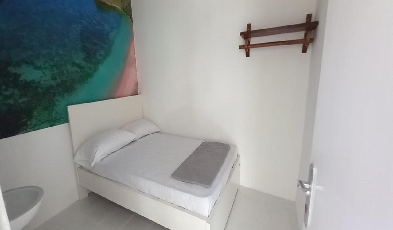 Oyo 90974 Homestay Golo Koe Sejahtera Labuan Bajo Exterior foto