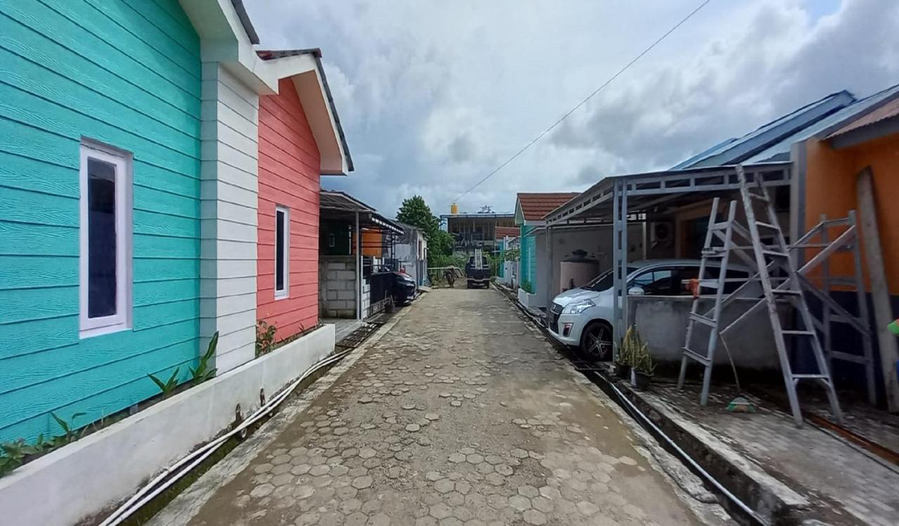 Oyo 90974 Homestay Golo Koe Sejahtera Labuan Bajo Exterior foto