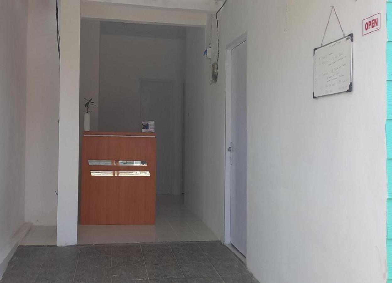 Oyo 90974 Homestay Golo Koe Sejahtera Labuan Bajo Exterior foto