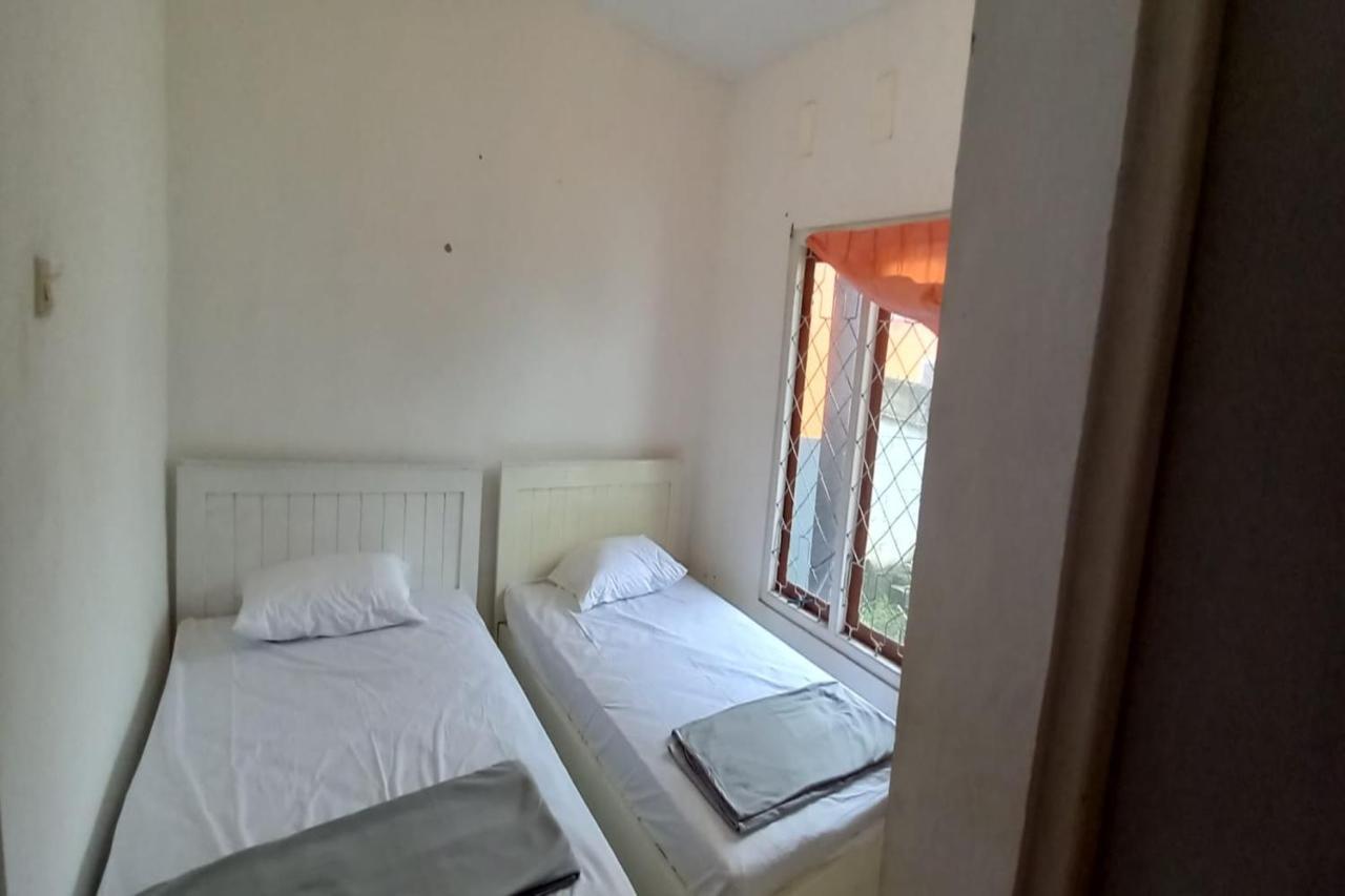 Oyo 90974 Homestay Golo Koe Sejahtera Labuan Bajo Exterior foto